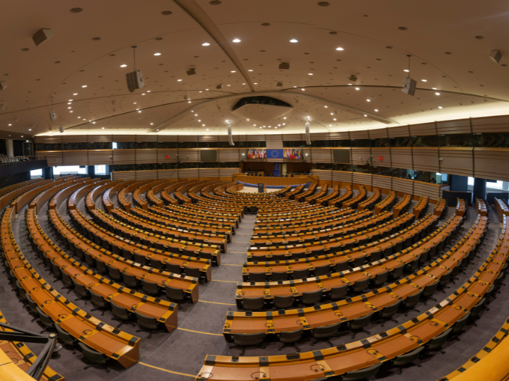 While the agreement has the support of the Left, Greens, Socialists (S&D), and Liberals (Renew), the European People’s Party (EPP) submitted amendments to reject the new body, arguing that it was “poorly negotiated”. However, all of EPP’s amendments were rejected by the committee.