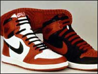 New Nike boss brings profit rise