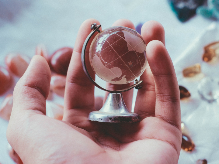 Recent shocks have exacerbated deep divisions and inequities worldwide. At the same time, an urgent need to address shared global challenges persists, giving rise to the question of resolving challenges in a fragmented world.